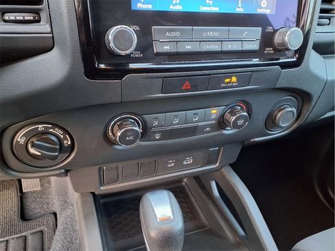 Used 2022 Nissan Frontier S image 23