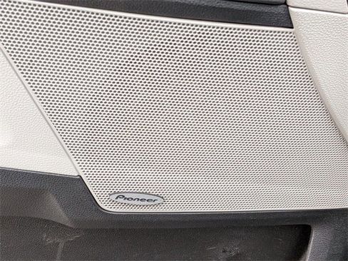 Used 2012 GMC Terrain SLT image 17