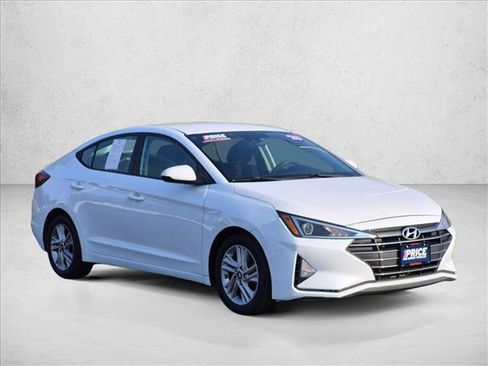 Used 2020 Hyundai Elantra SEL w/ Cargo Package (C1) FWD image 3