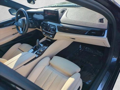 Certified 2023 BMW 530i RWD image 23