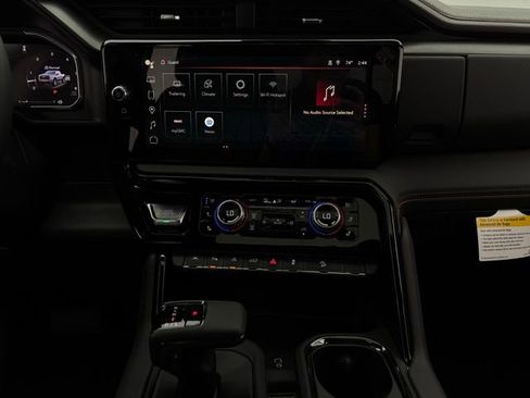 New 2026 GMC Sierra 1500 AT4 w/ AT4 Premium Package AWD/4WD image 44