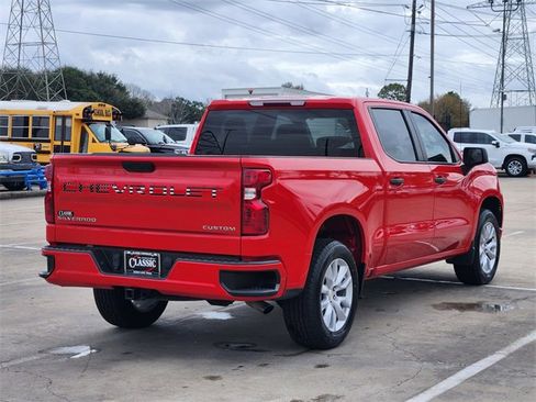 Used 2022 Chevrolet Silverado 1500 Custom image 7
