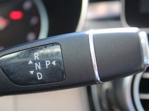 Certified 2020 Mercedes-Benz GLC 300 image 37