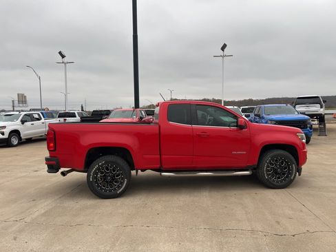 Used 2018 Chevrolet Colorado W/T w/ WT Convenience Package image 10