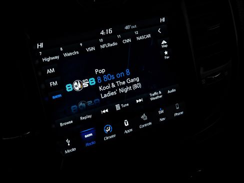 Used 2019 Chrysler 300 S image 30