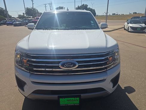 Used 2020 Ford Expedition XLT RWD image 8