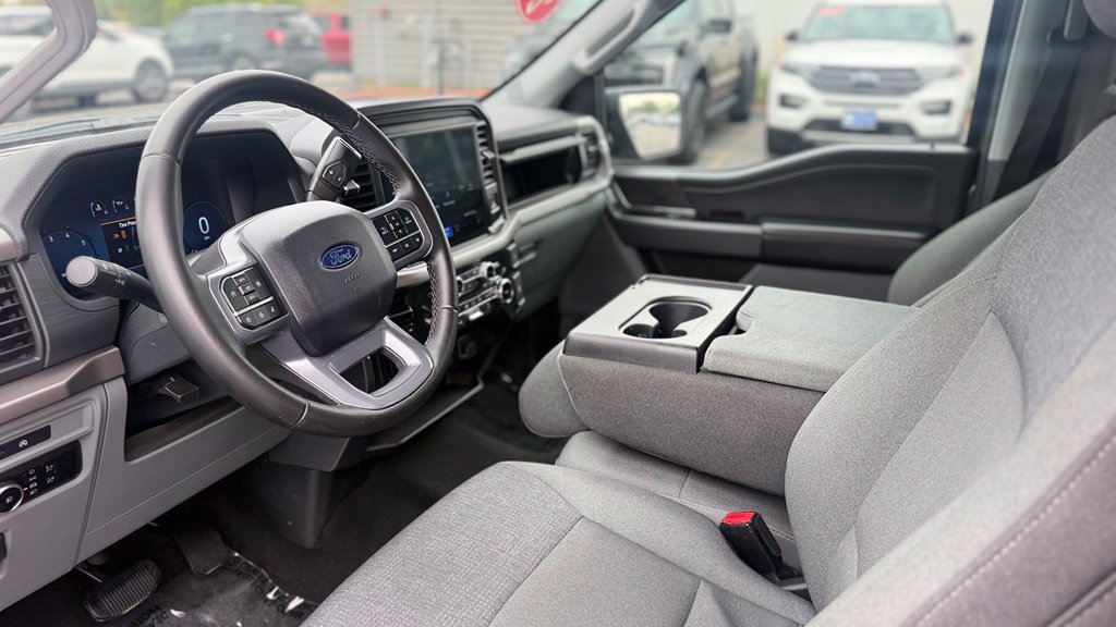 Used 2025 Ford F150 XLT w/ Equipment Group 301A Standard AWD/4WD image 14
