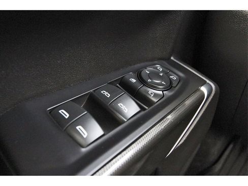 Used 2021 GMC Sierra 1500 AT4 image 21