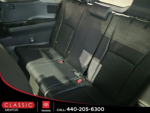 New 2026 Toyota Grand Highlander Platinum image 13