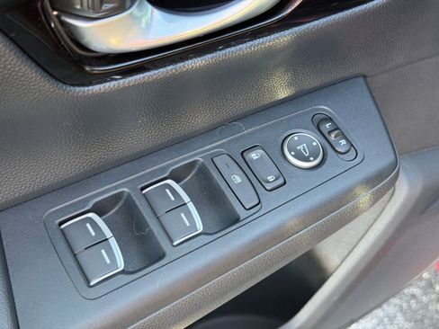 Used 2023 Honda CR-V Sport Touring image 12