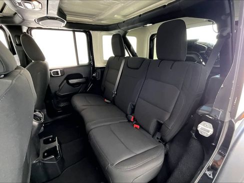Used 2020 Jeep Wrangler Unlimited Sport S AWD/4WD image 35