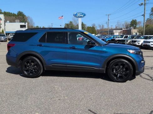 Certified 2022 Ford Explorer ST-Line w/ Class IV Trailer Tow Package AWD/4WD image 2