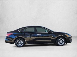 Used 2013 Nissan Altima 2.5 S video 4
