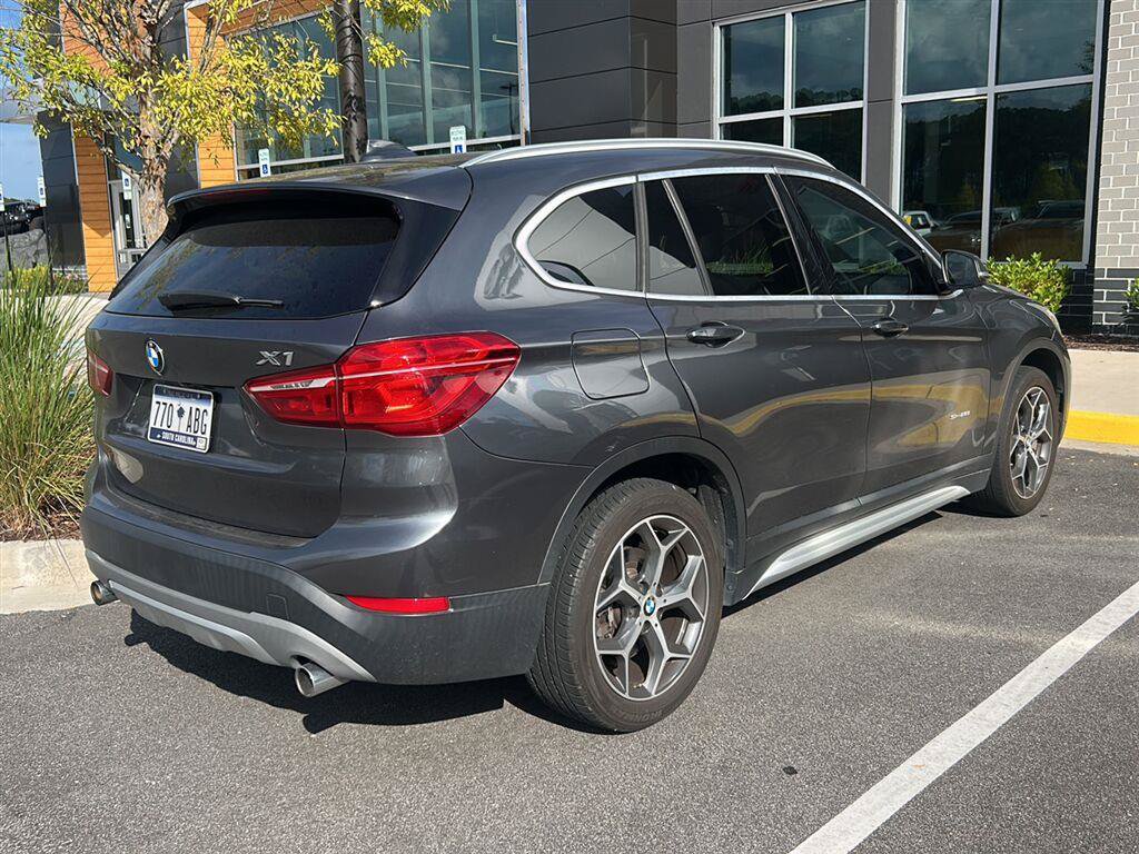 Used 2018 BMW X1 sDrive28i FWD image 3