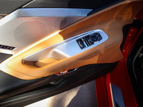 Used 2021 Chevrolet Corvette Stingray Preferred Cpe w/ 2LT image 15