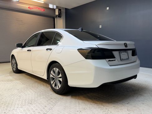 Used 2014 Honda Accord LX image 3