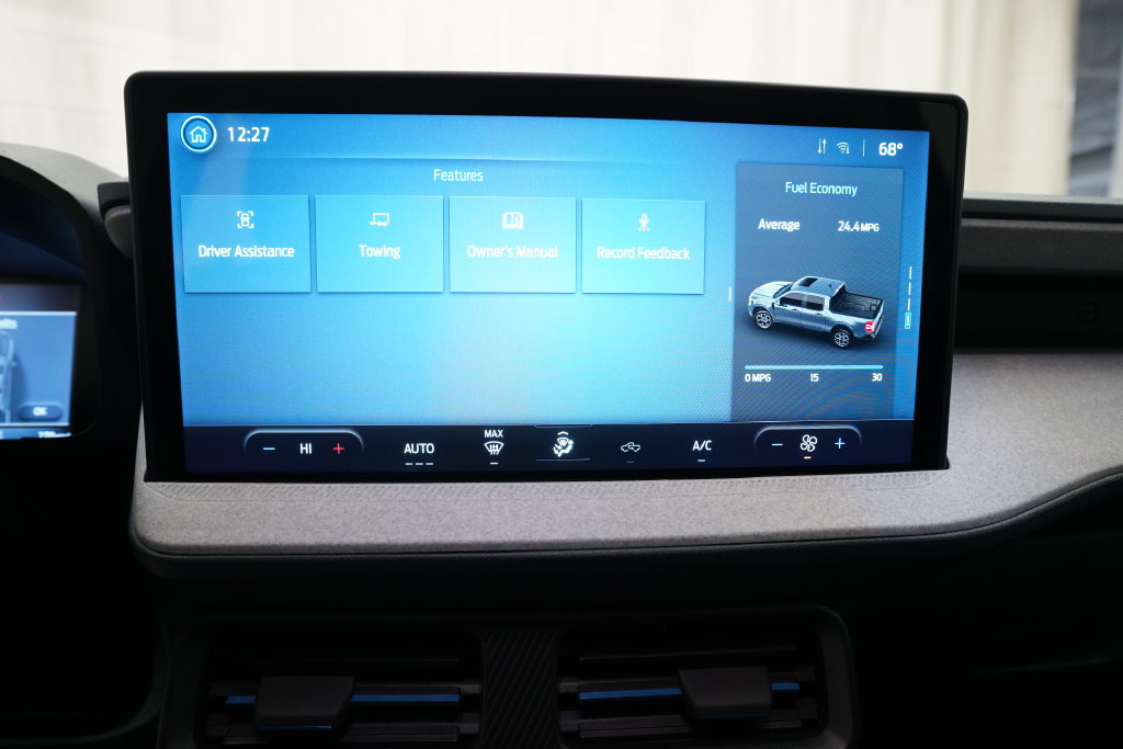 Used 2026 Ford Maverick XLT AWD/4WD image 6