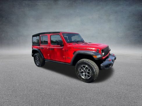 Used 2024 Jeep Wrangler Unlimited Rubicon w/ Convenience Group image 28