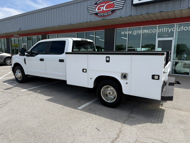 Used 2017 Ford F350 XL w/ Power Equipment Group RWD image 4