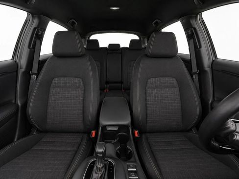 Used 2023 Honda HR-V Sport image 10