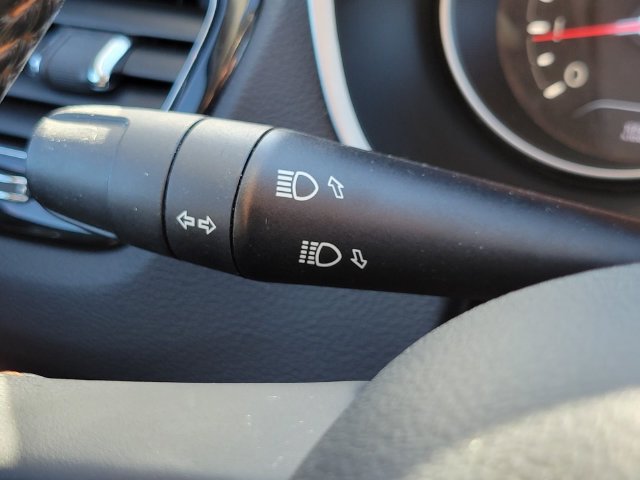 Used 2019 Jeep Compass Limited AWD/4WD image 16