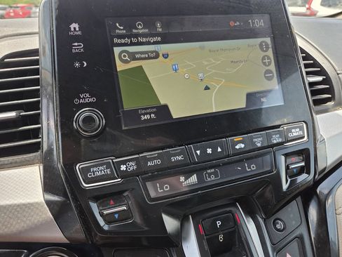 Used 2021 Honda Odyssey Touring image 9