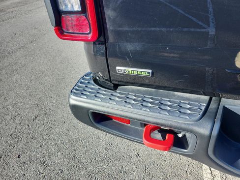 Used 2023 Jeep Gladiator Rubicon w/ LED Lighting Group image 4