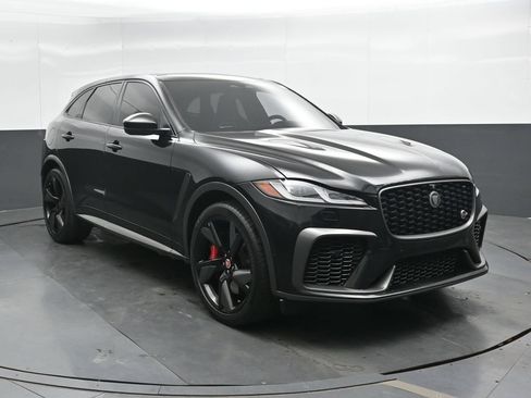 Used 2021 Jaguar F-PACE SVR AWD/4WD image 4