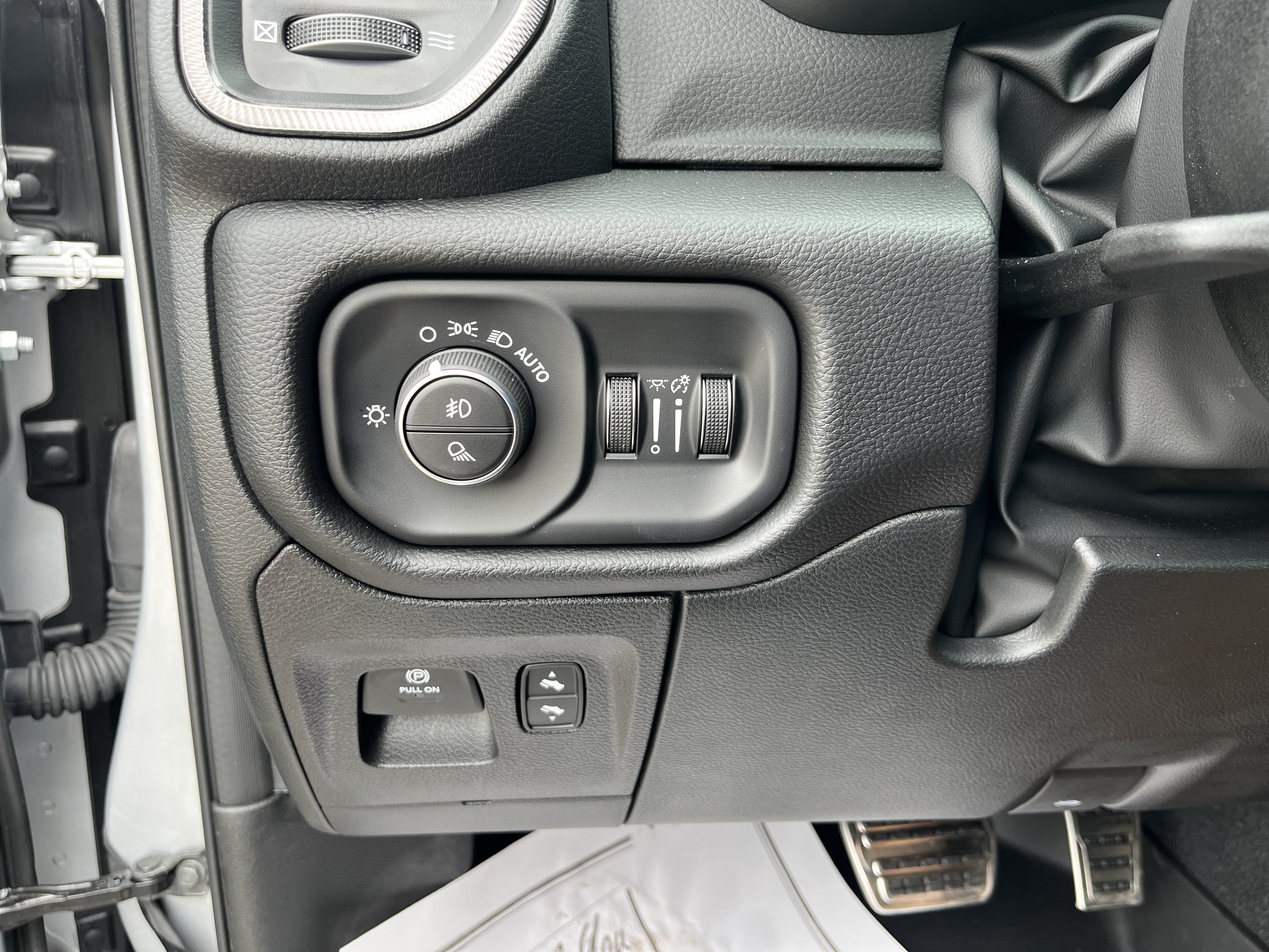 New 2026 RAM 1500 RHO AWD/4WD image 26