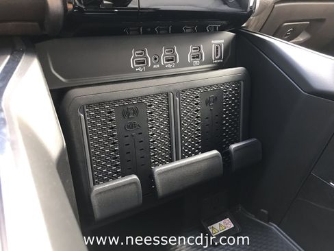 New 2026 RAM 1500 Laramie image 28