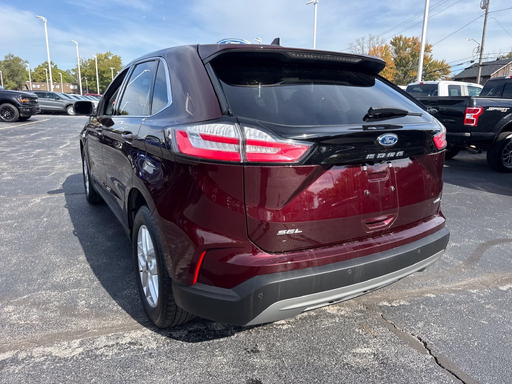 Used 2024 Ford Edge SEL w/ Convenience Package AWD/4WD image 9