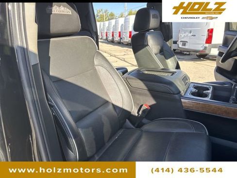 Certified 2019 Chevrolet Silverado 3500 High Country w/ Duramax Plus Package image 27