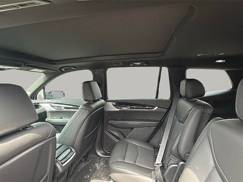 New 2025 Cadillac XT6 Premium Luxury w/ Technology Package image 13