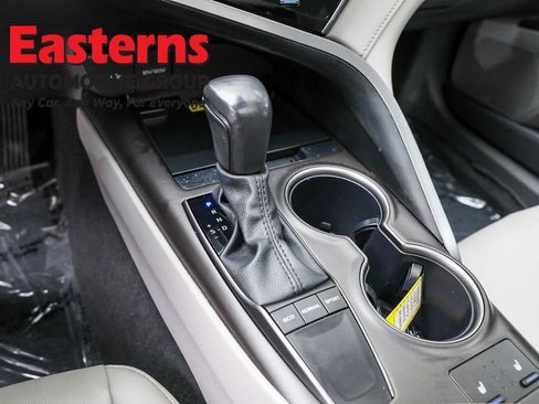 Used 2024 Toyota Camry SE w/ Cold Weather Package image 13