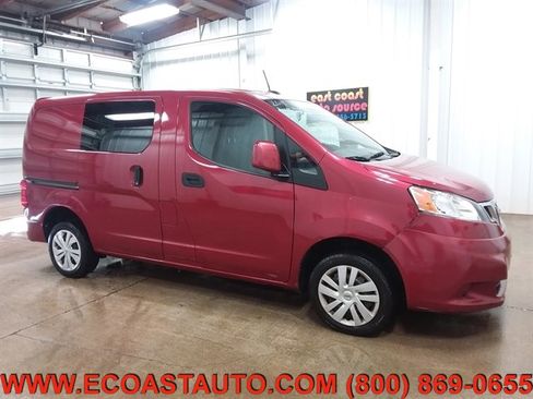 Used 2019 Nissan NV200 SV w/ Navigation Package image 2