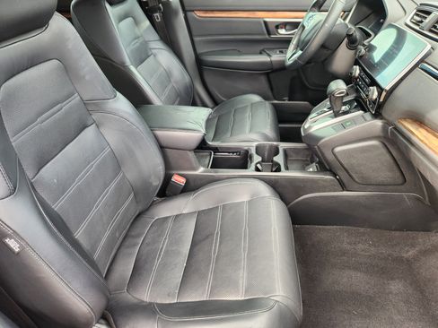 Used 2019 Honda CR-V Touring image 14