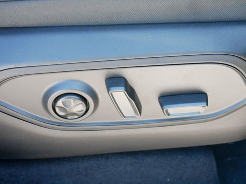 New 2025 Jeep Grand Cherokee Limited image 24