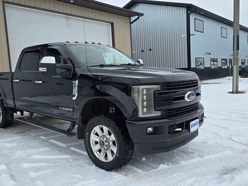 Used 2018 Ford F350 Platinum w/ Platinum Ultimate Package AWD/4WD image 4