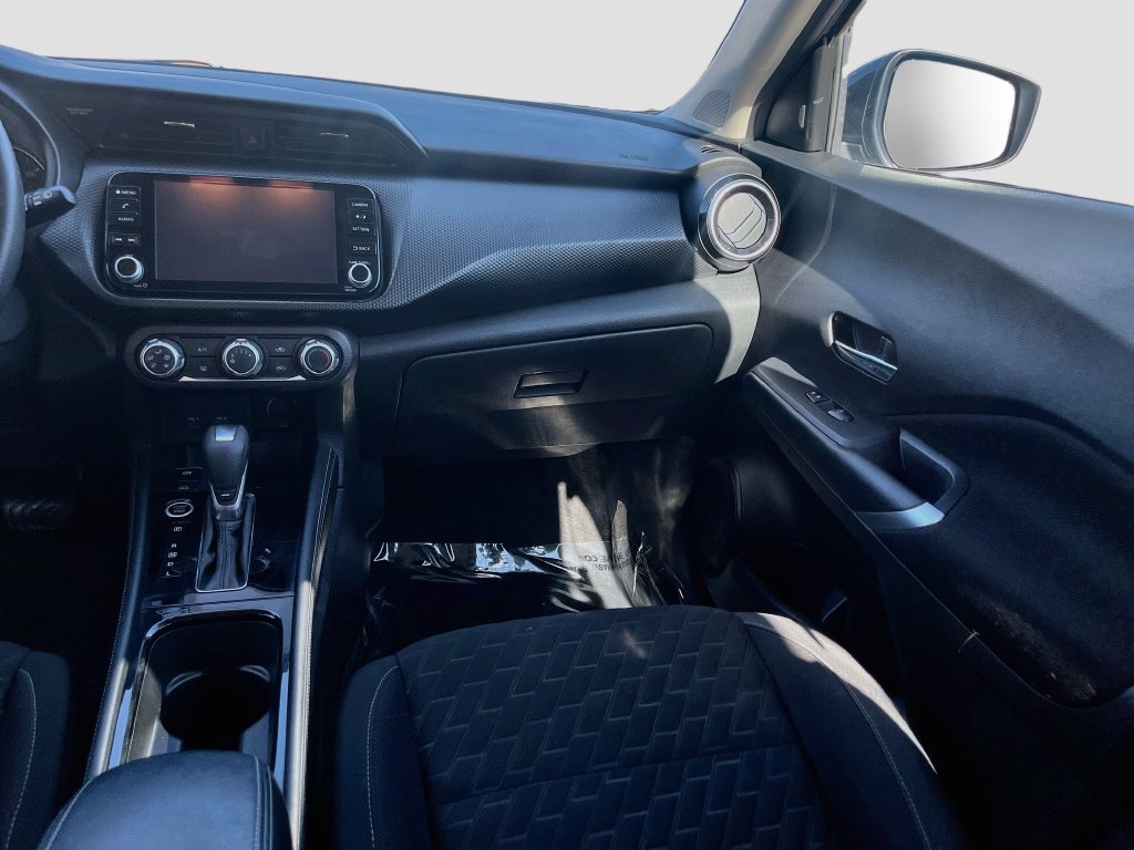 Used 2023 Nissan Kicks SV FWD image 21