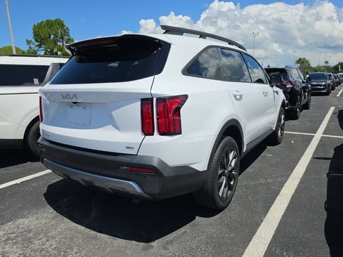 Certified 2023 Kia Sorento SX Prestige AWD/4WD image 16