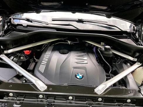 Used 2024 BMW X5 xDrive40i w/ Premium Package AWD/4WD image 34