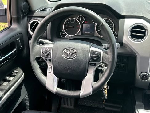 Used 2017 Toyota Tundra Limited image 19