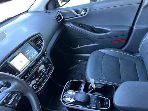 Used 2017 Hyundai Ioniq Limited w/ Limited Ultimate Package 02 FWD image 25
