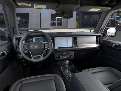 New 2025 Ford Bronco Outer Banks image 10