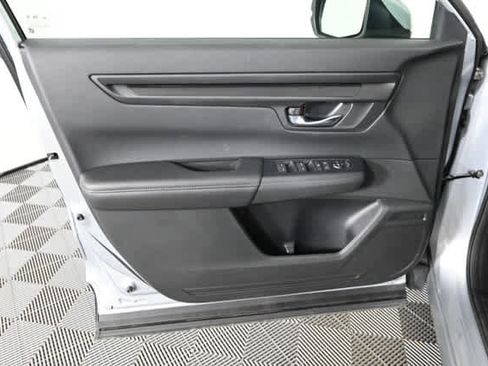 Used 2026 Honda CR-V LX image 16