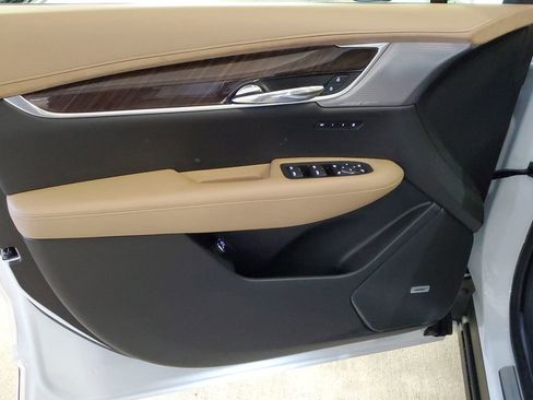 New 2025 Cadillac XT6 Premium Luxury w/ Platinum Package FWD image 14