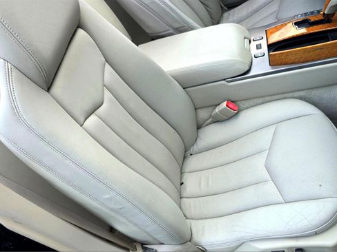 Used 2004 Cadillac XLR image 42