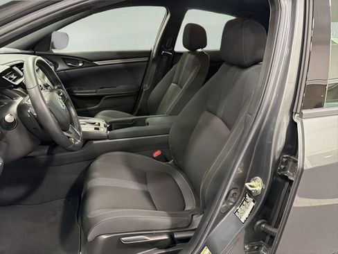 Used 2017 Honda Civic Sport image 11