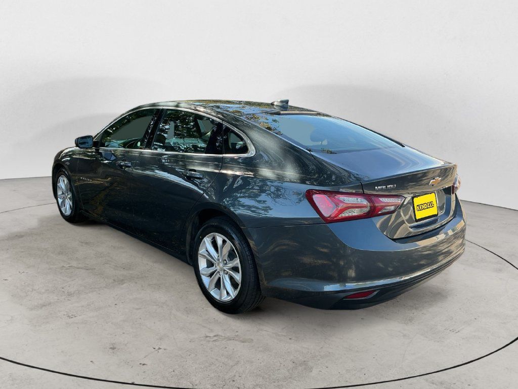 Used 2021 Chevrolet Malibu LT FWD image 11
