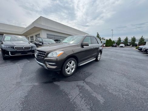 Used 2015 Mercedes-Benz ML 350 4MATIC image 6